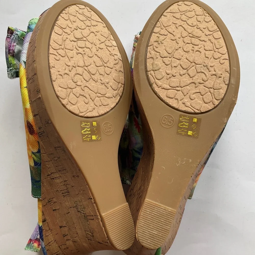 CL by Laundry‎ Imagined Multi Floral Wedge Sandals Cork Heel Peep Toe 6.5 New IB
